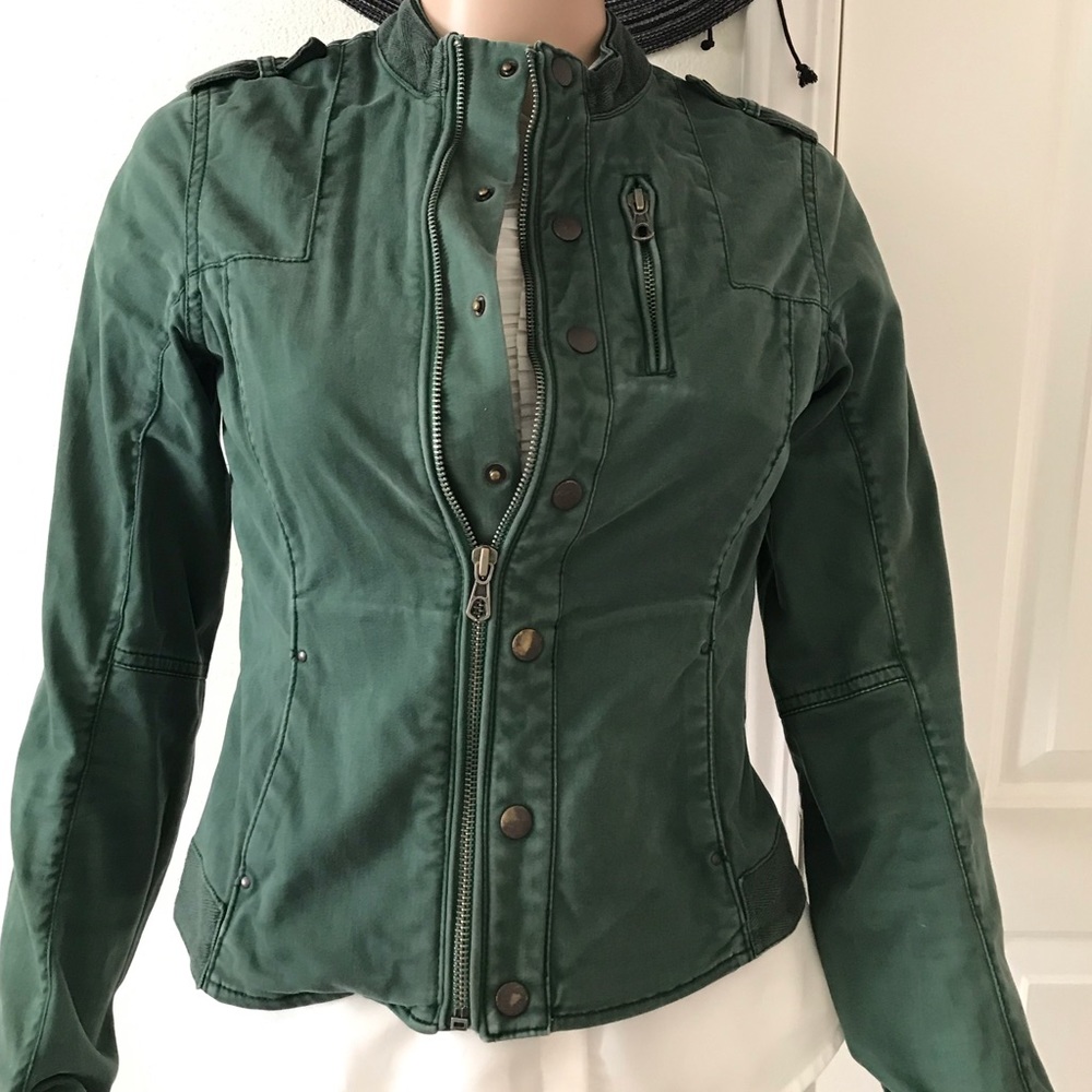 Bcbgeneration green jacket size XS